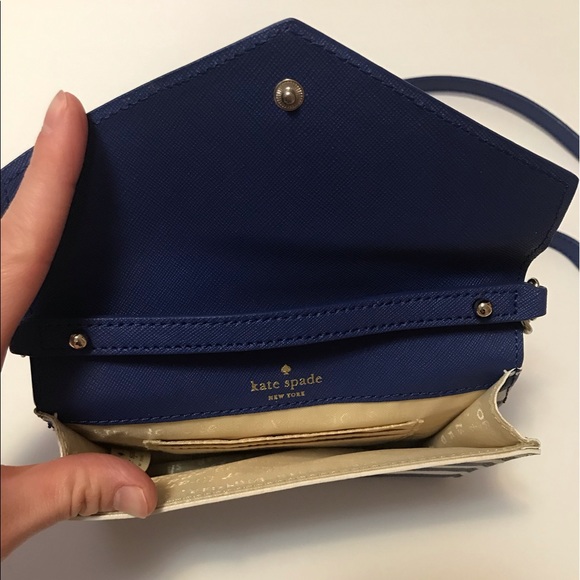 SOLD NWOT kate spade Striped Envelope Purse - Picture 3 of 3